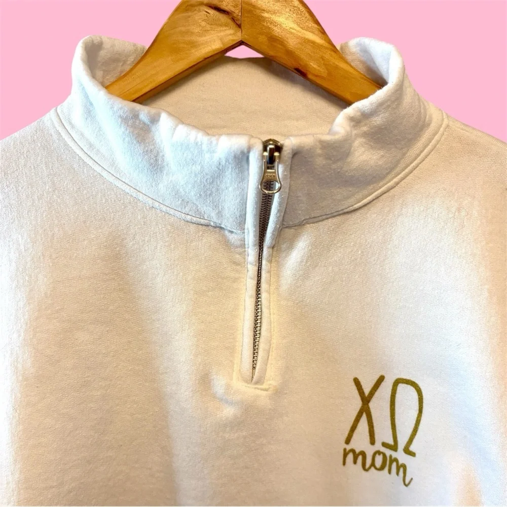 Chi Omega Mom White Quarter-Zip Long Sleeve Sweatshirt with Gold Print size 3XL - Picture 9 of 11